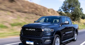 Nova versão amplia a linha da Ram 1500 com motor Hurricane 6 Biturbo, tecnologia embarcada, pacote ADAS completo e capacidade de reboque de até 4.490 kg.
