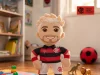 Pelúcia do Arrasquinha vestindo uniforme do Flamengo é apresentada como produto oficial licenciado pelo clube.