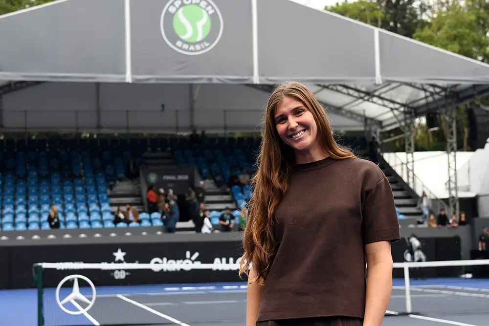 Bia Haddad durante partida de tênis no SP Open 2026, realizado no Parque Villa-Lobos, em São Paulo.