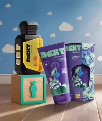 Linha infantil O Botic&aacute;rio inspirada em Toy Story, com maquiagem, fragr&acirc;ncias e produtos de cuidados pessoais de Sophie e Next para o Dia das Crian&ccedil;as.
