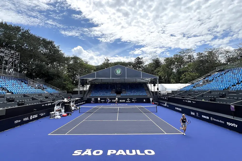 SP Open 2026 cancela a Sessão 1 desta segunda-feira devido às fortes chuvas em São Paulo. Veja o impacto na programação e os principais nomes.