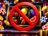 Prazo para sacar dinheiro das bets termina nesta segunda (5); sites saem do ar na terça Ilustração de cassino online com frutas, máquina de caça-níquel e símbolo de proibição representando o bloqueio das apostas online no Brasil.