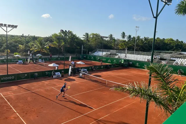 Costa do Sauípe Open 2026 reúne tenistas brasileiros e internacionais em ATP Challenger 125, com US$ 225 mil em premiação e shows na Bahia.